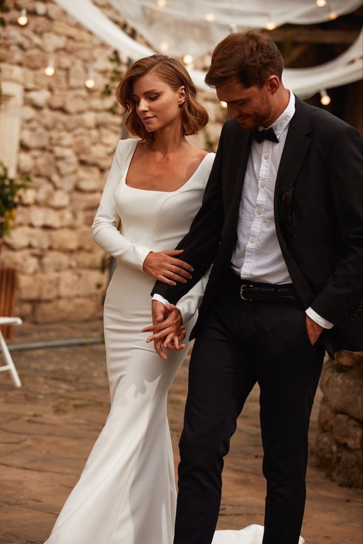 Square Neck Full Sleeves Wedding Gown